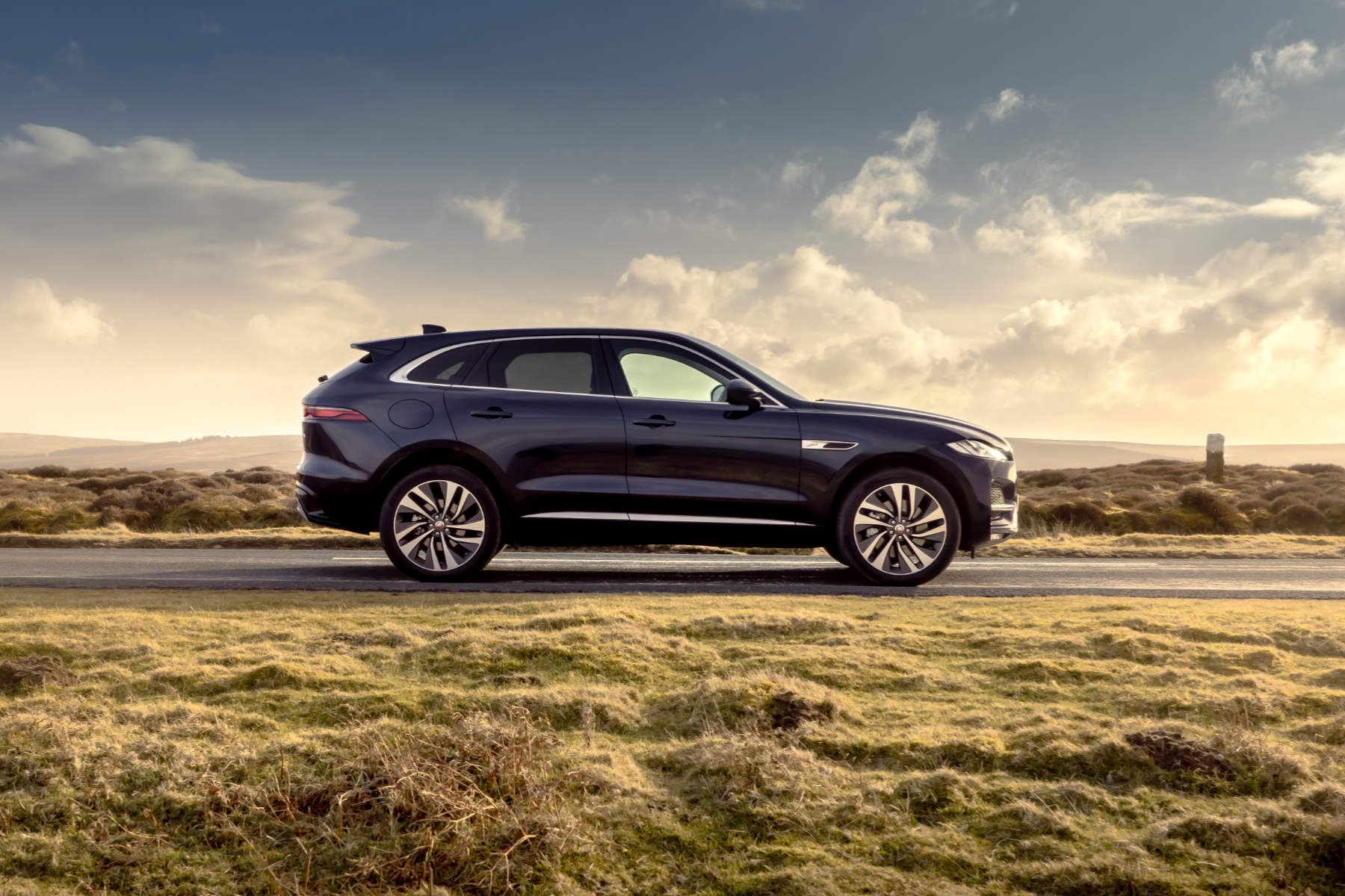 Jaguar F-Pace hybrid (2021) review | CAR Magazine