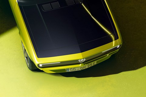 Opel Manta GSe front