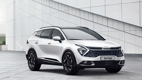 2021 Kia Sportage grille and lights