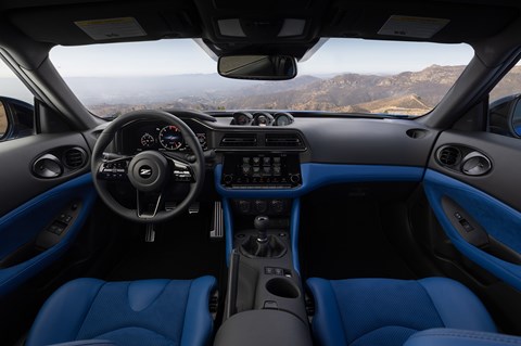 New Nissan Z interior