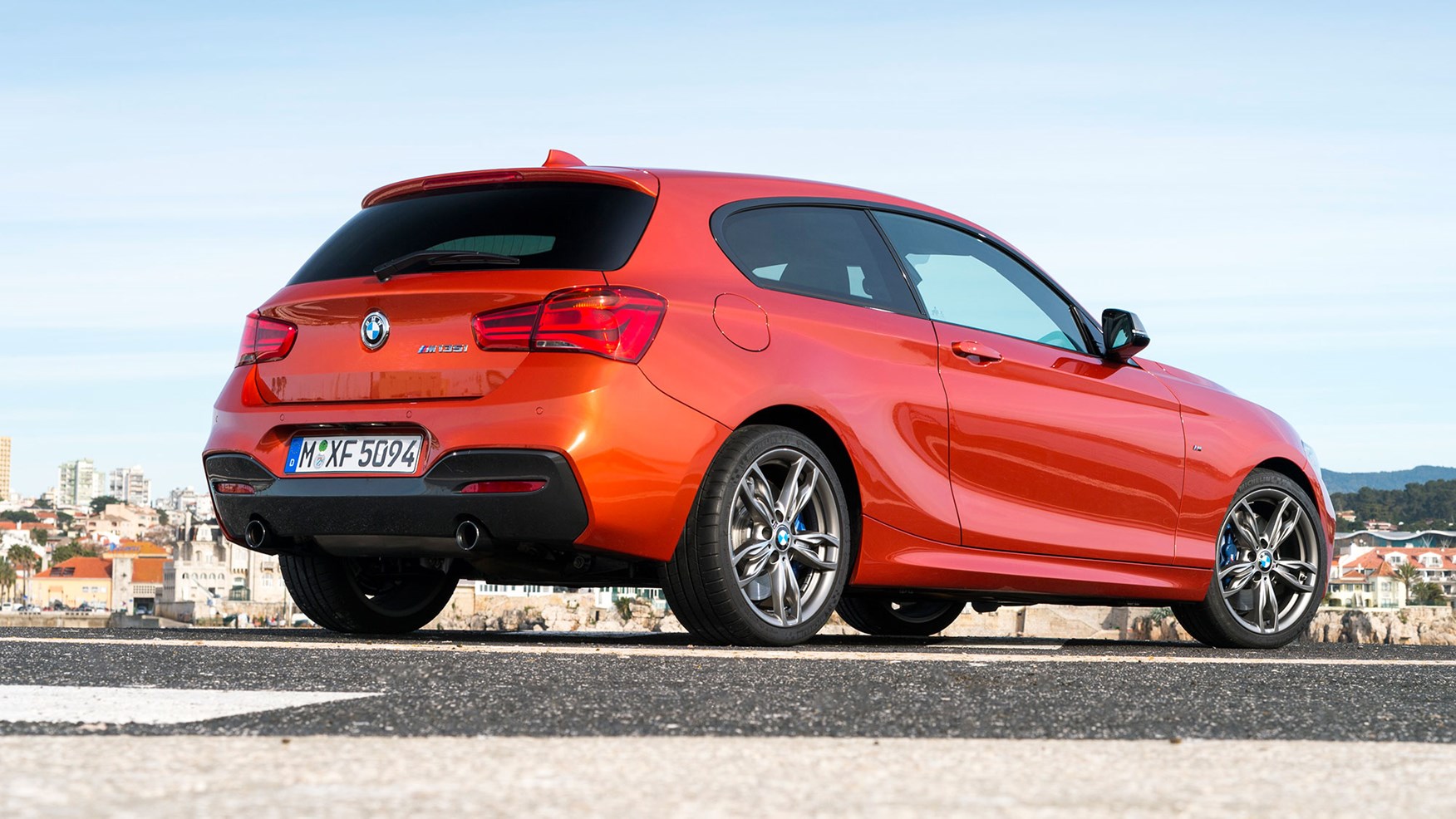 最新 Bmw M135i 2016