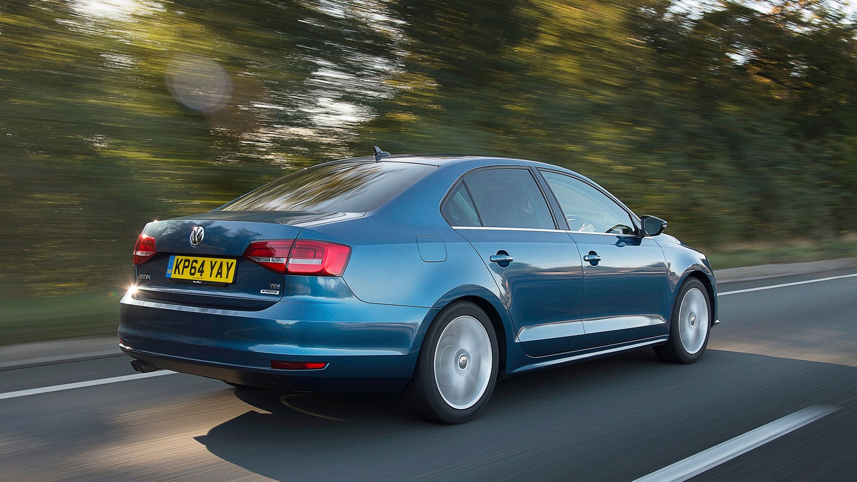 Volkswagen Jetta a6 (2010 – 2014)back