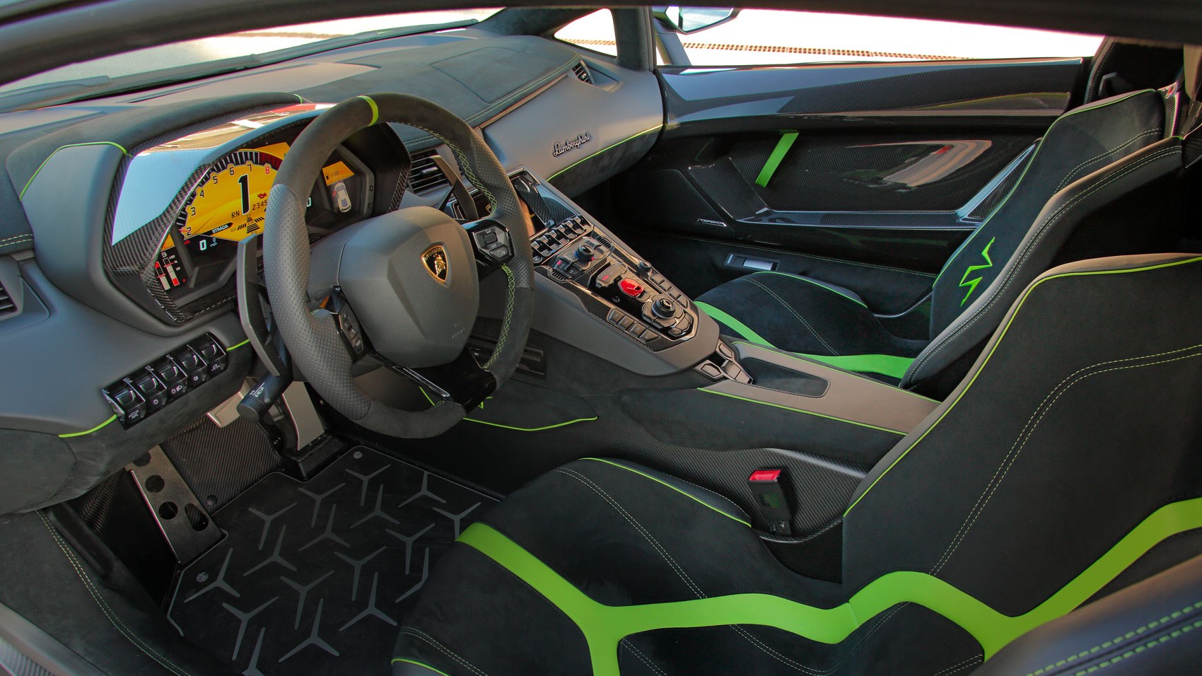 Lamborghini Aventador Sv 2015 Review Car Magazine