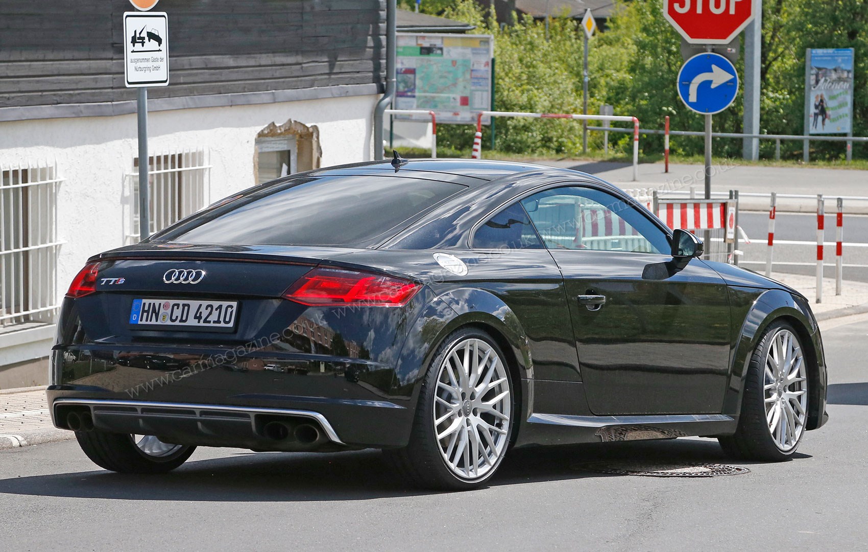Audi audi rs tt : Audi TT RS (2016) to be available with a manual gearbox? by CAR ...