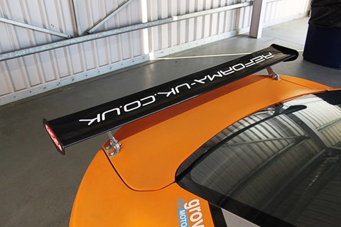 Ginetta G40 rear wing