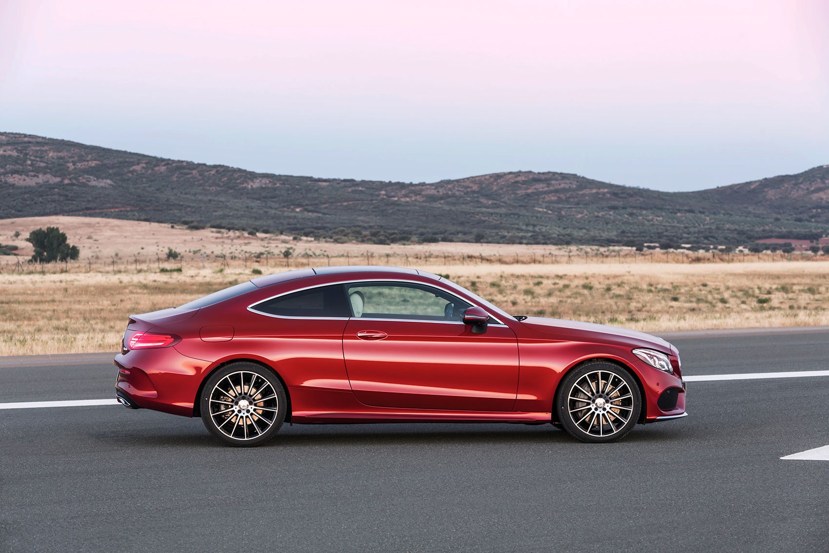 New 2016 Mercedes C-class Coupe takes fashion lessons from ...