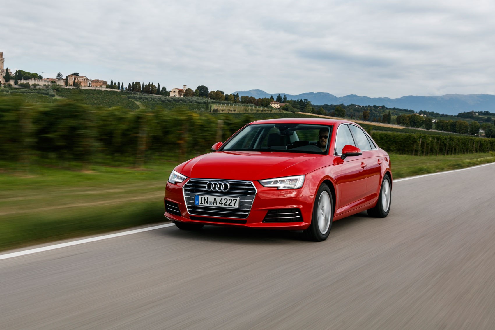 Audi A4 2 0 Tdi 190 Sport Manual 2015 Review Car Magazine