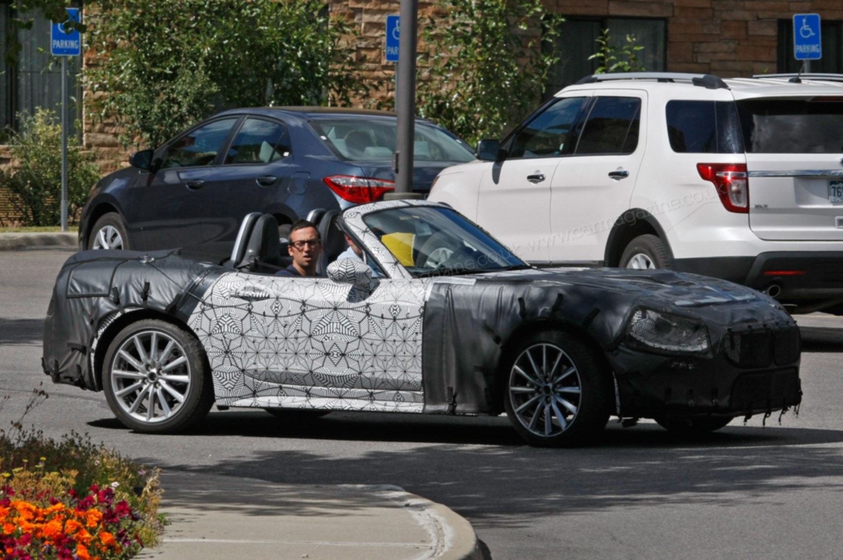 The New 2018 Aston Martin Vantage Revealed In Pictures Car Magazine Caught On Candid Camera The New 2016 Fiat Sports Car