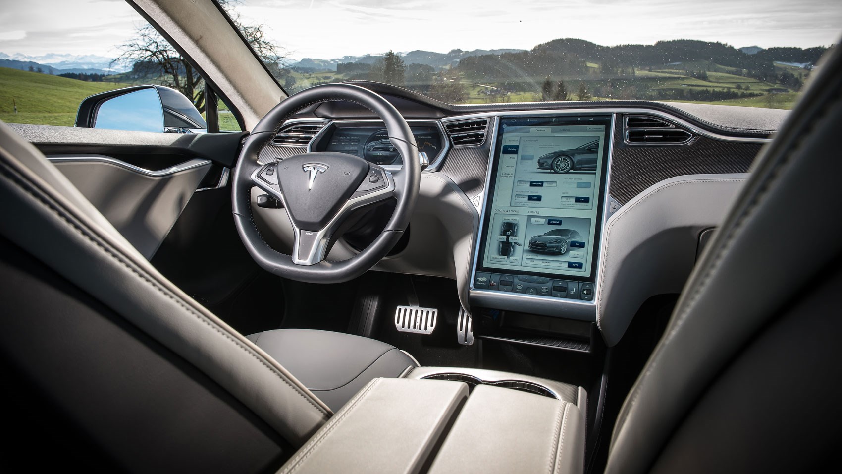Tesla Model S P90D (2015) review CAR