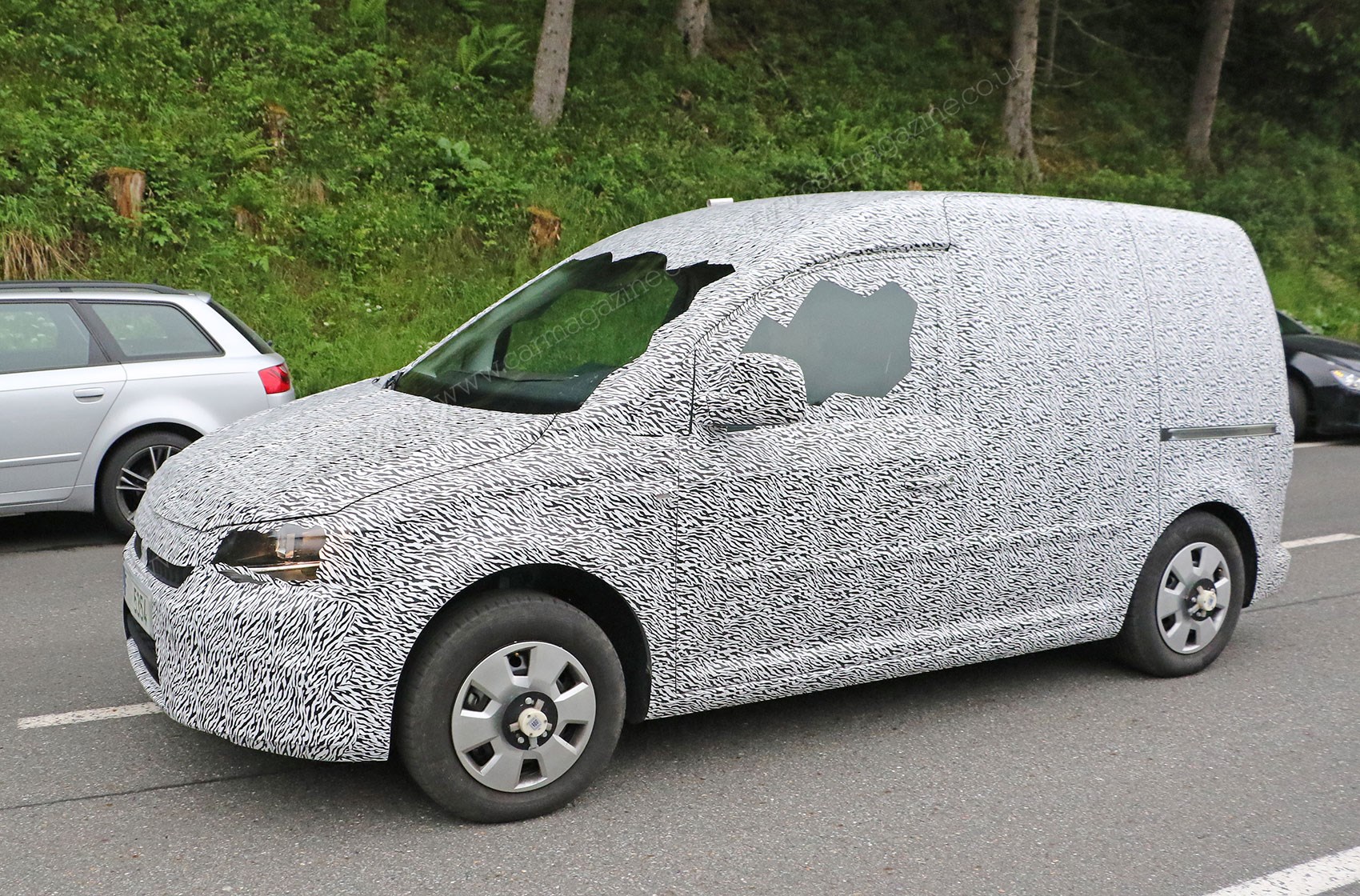 Skoda Roomster 16 Oddball Wagon Reborn As Badge Engineered Vw Caddy Car Magazine