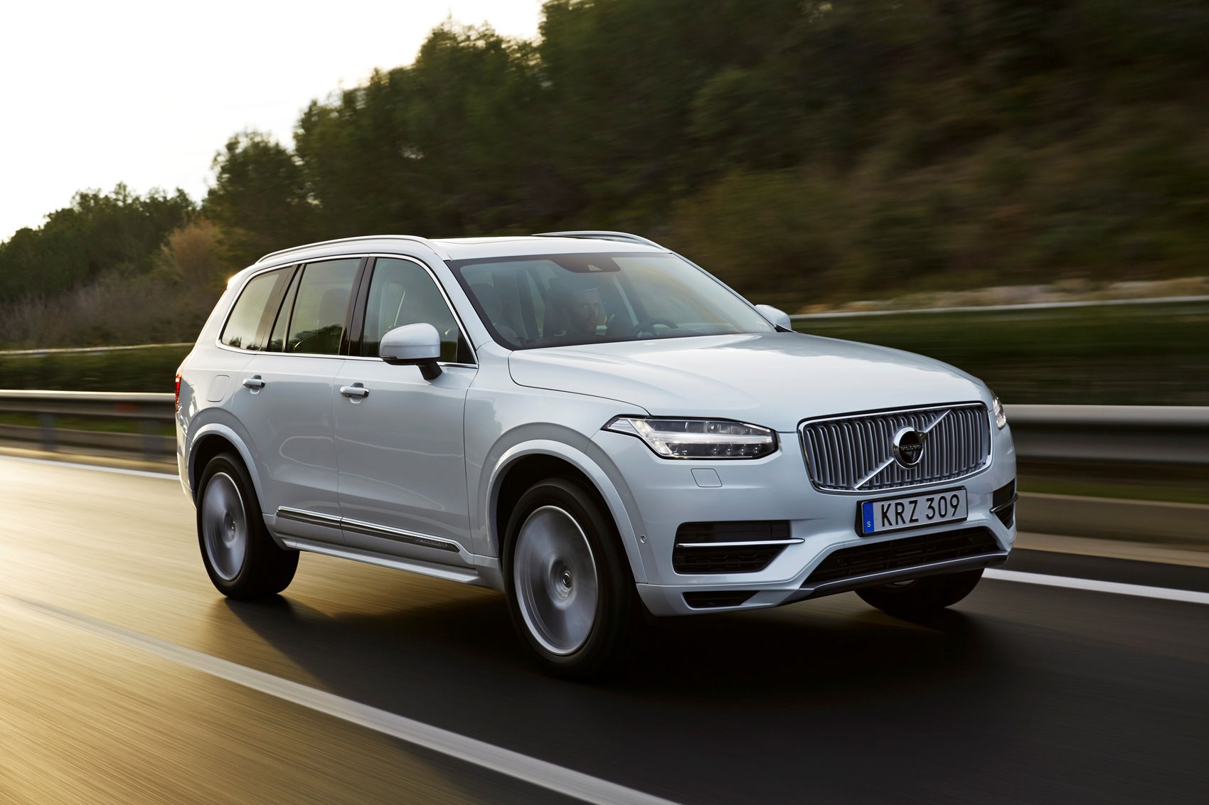 Volvo Xc90 T8 Twin Engine 2016 Review Car Magazine Twin Engine T8 Volvo Xc90 Tops The Range