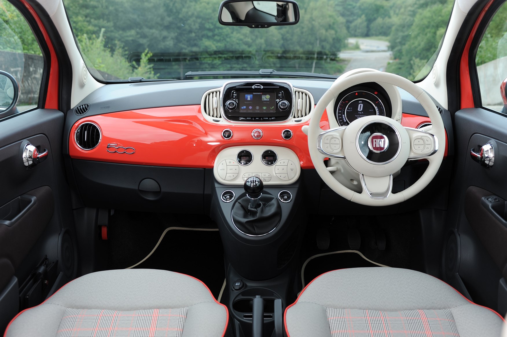 Fiat 500 Lounge 1 2 15 Review Car Magazine