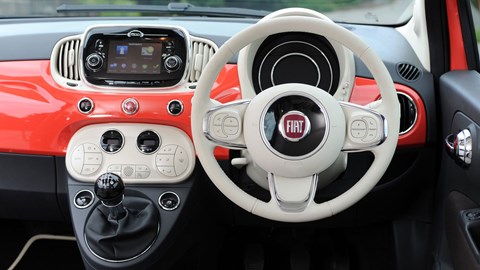 Fiat 500 интерьер