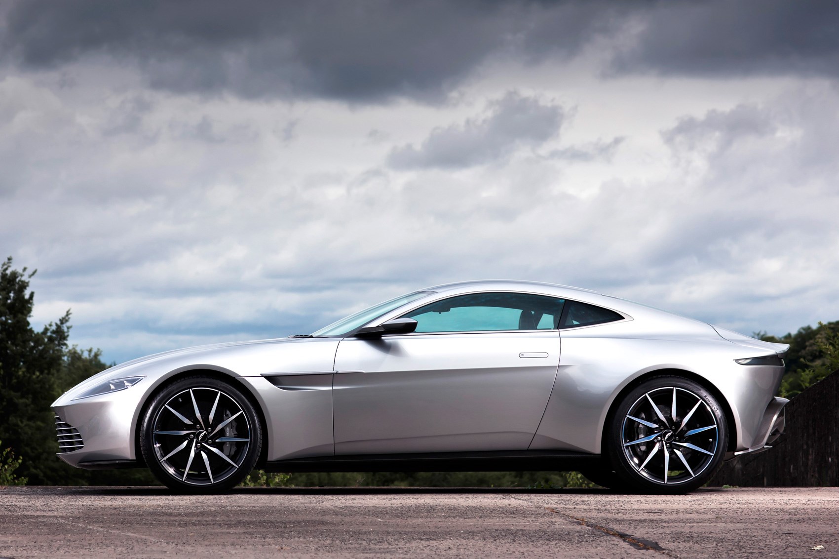 No, Mr Bond, I expect you to bid: Aston Martin DB10 heads ...