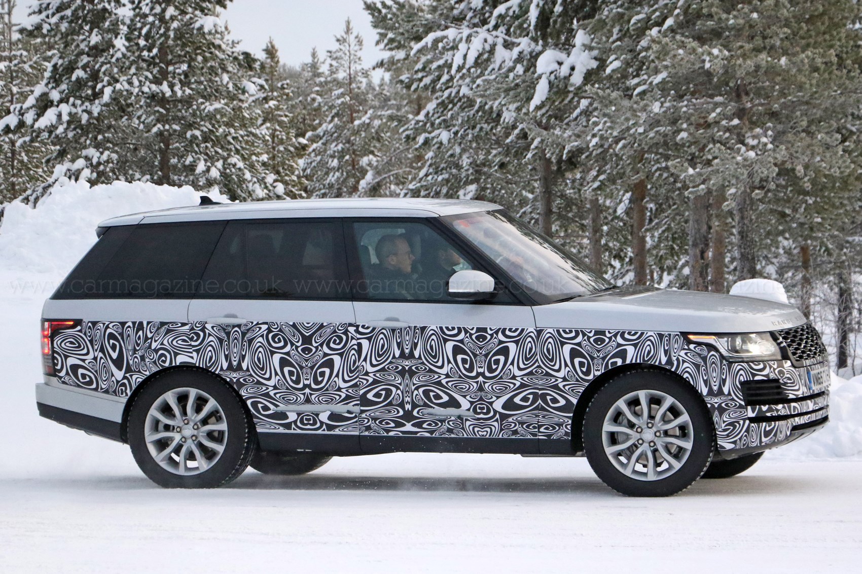 A Tiny Facelift For Range Rover S Gest Model In 2017 Car Magazine