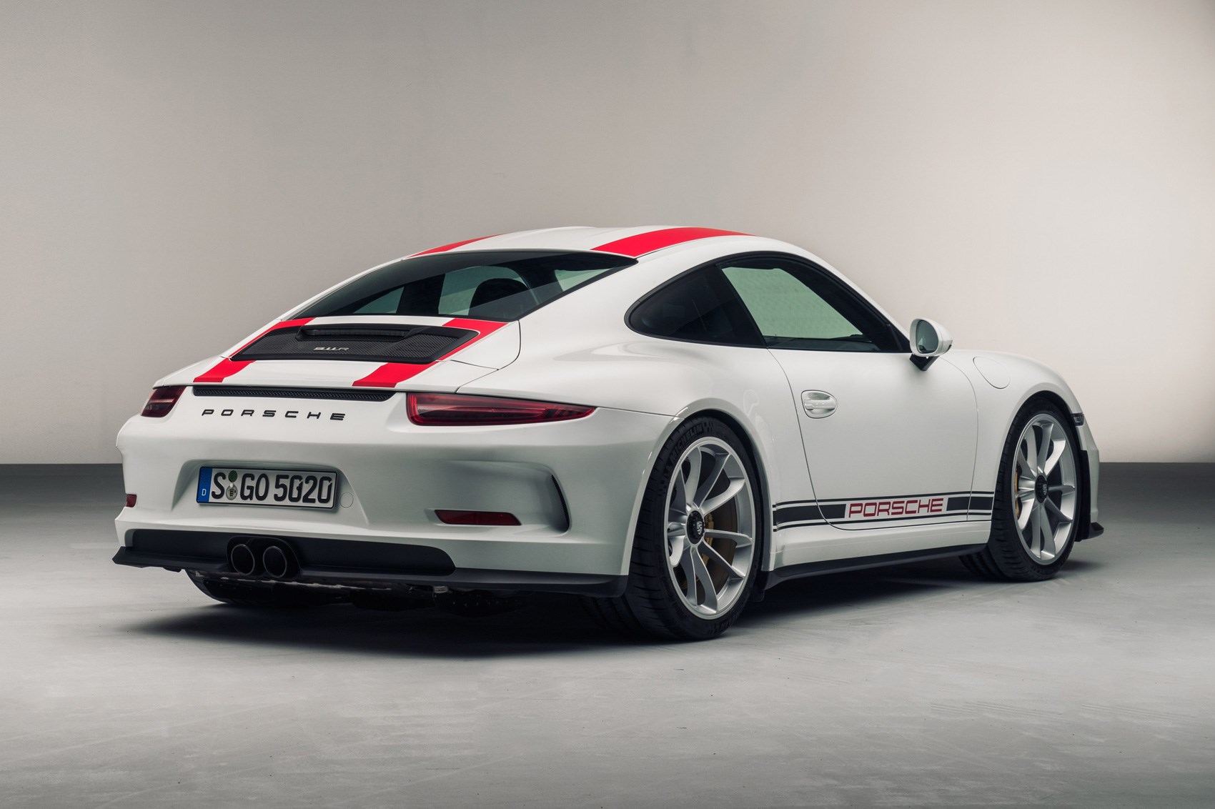 New Porsche 911R revealed: the purist's choice? | CAR Magazine