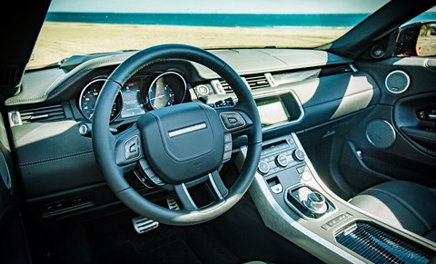 Looks great in here… until you boot it off-road with the roof down