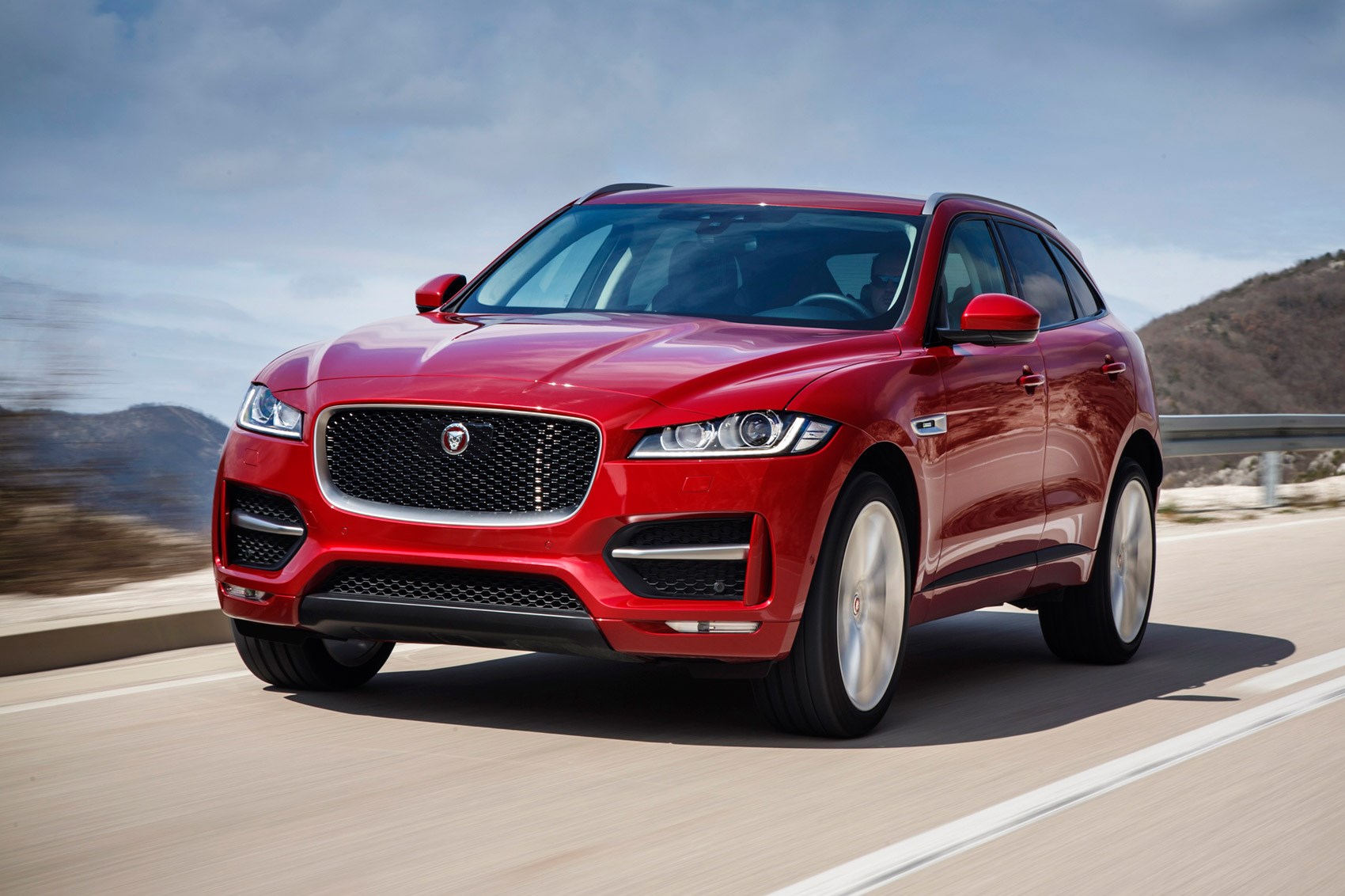 Jaguar F Pace 2 0d R Sport 16 Review Car Magazine