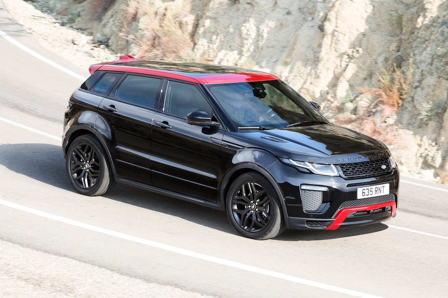 Range Rover Revamps The Evoque Line Up Now Wet Grass