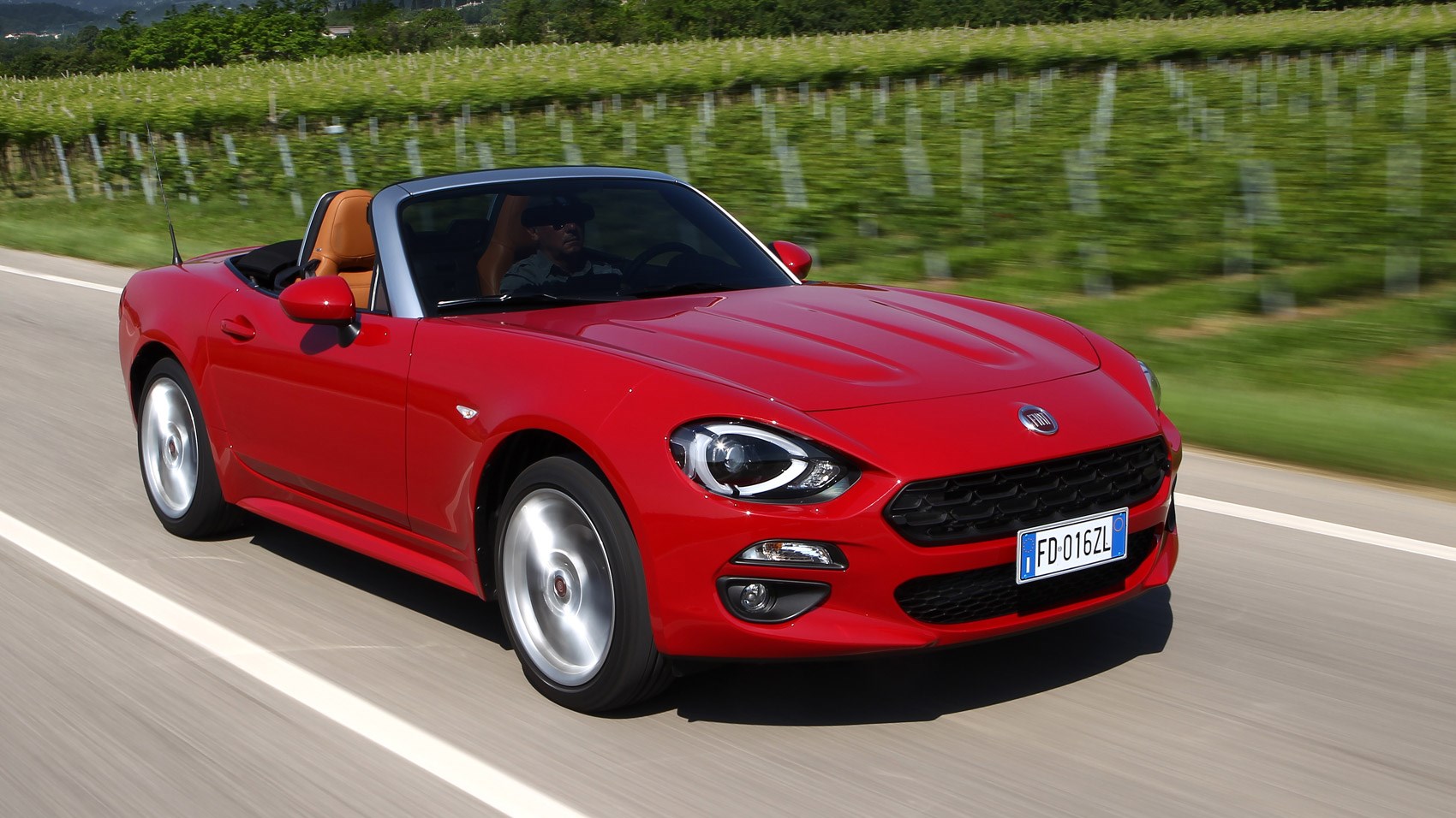 Fiat 124 Spider (2018) review: we drive the S-Design | CAR ...