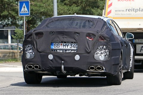 Kia GT