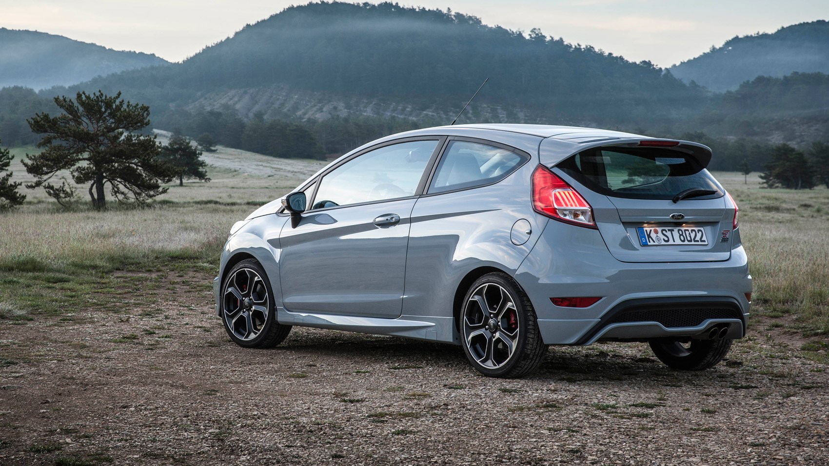 Ford Fiesta St0 16 Review Car Magazine
