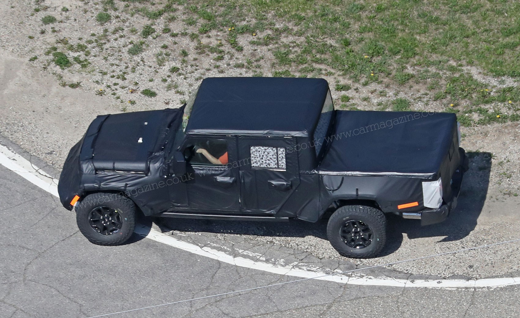 New 19 Jeep Wrangler Jt Pick Up Truck Spotted Car Magazine