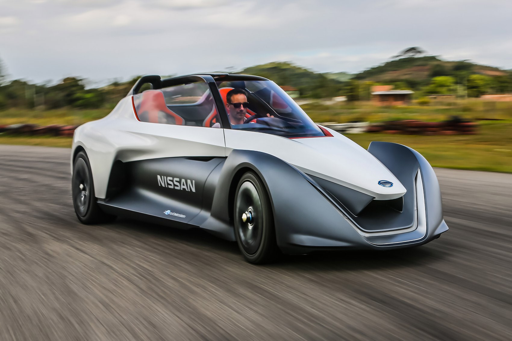 Nissan Bladeglider Concept 16 First Ride Review Car Magazine