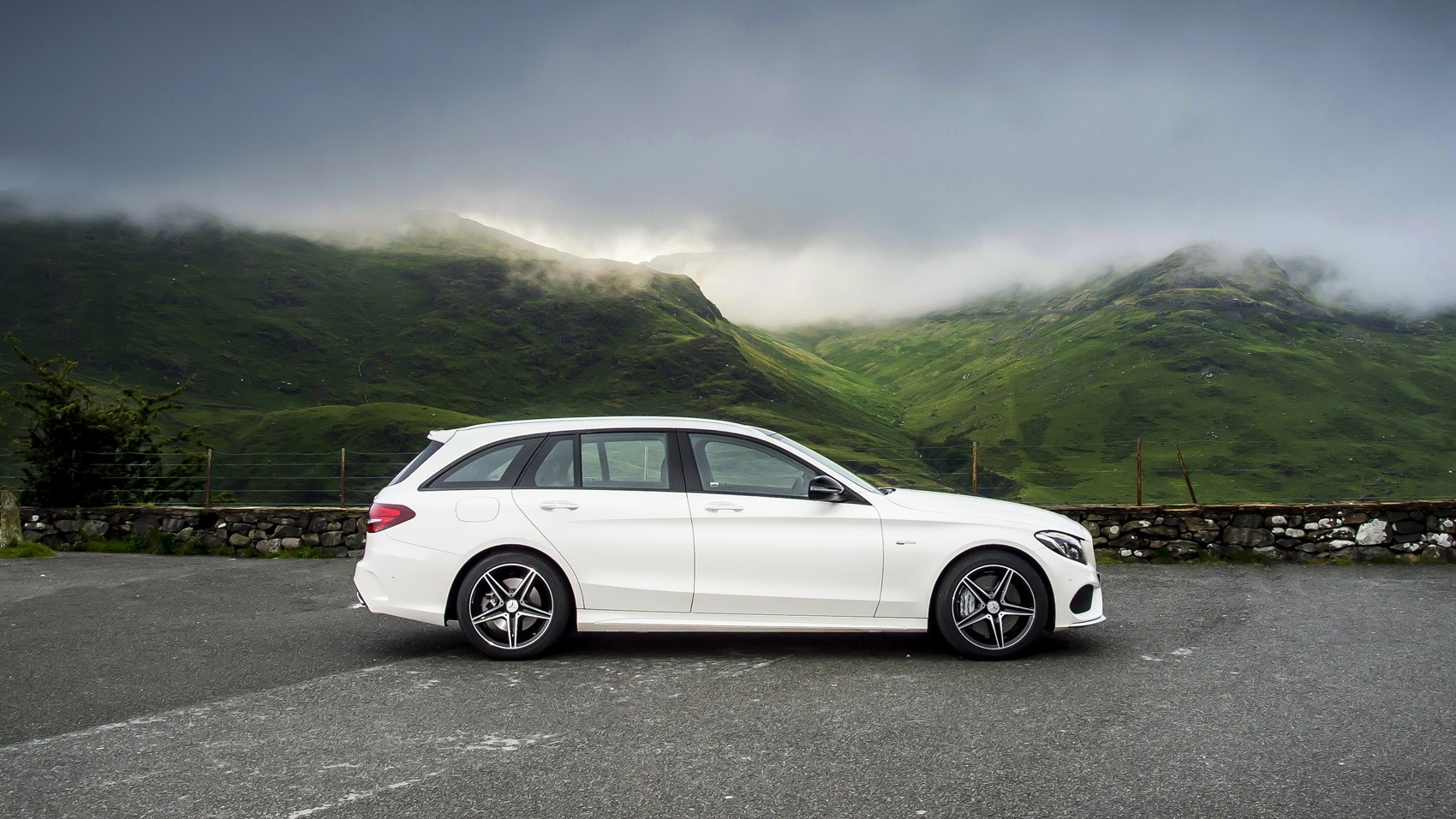 Mercedes Amg C43 4matic Estate 2016 Review Car Magazine