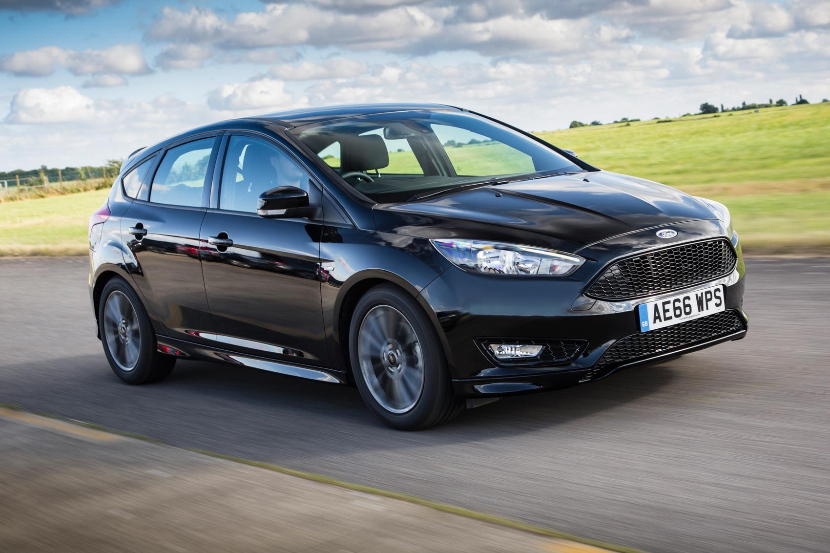 Ford Focus St Line 1 5t Ecoboost 150 16 Review Car Magazine