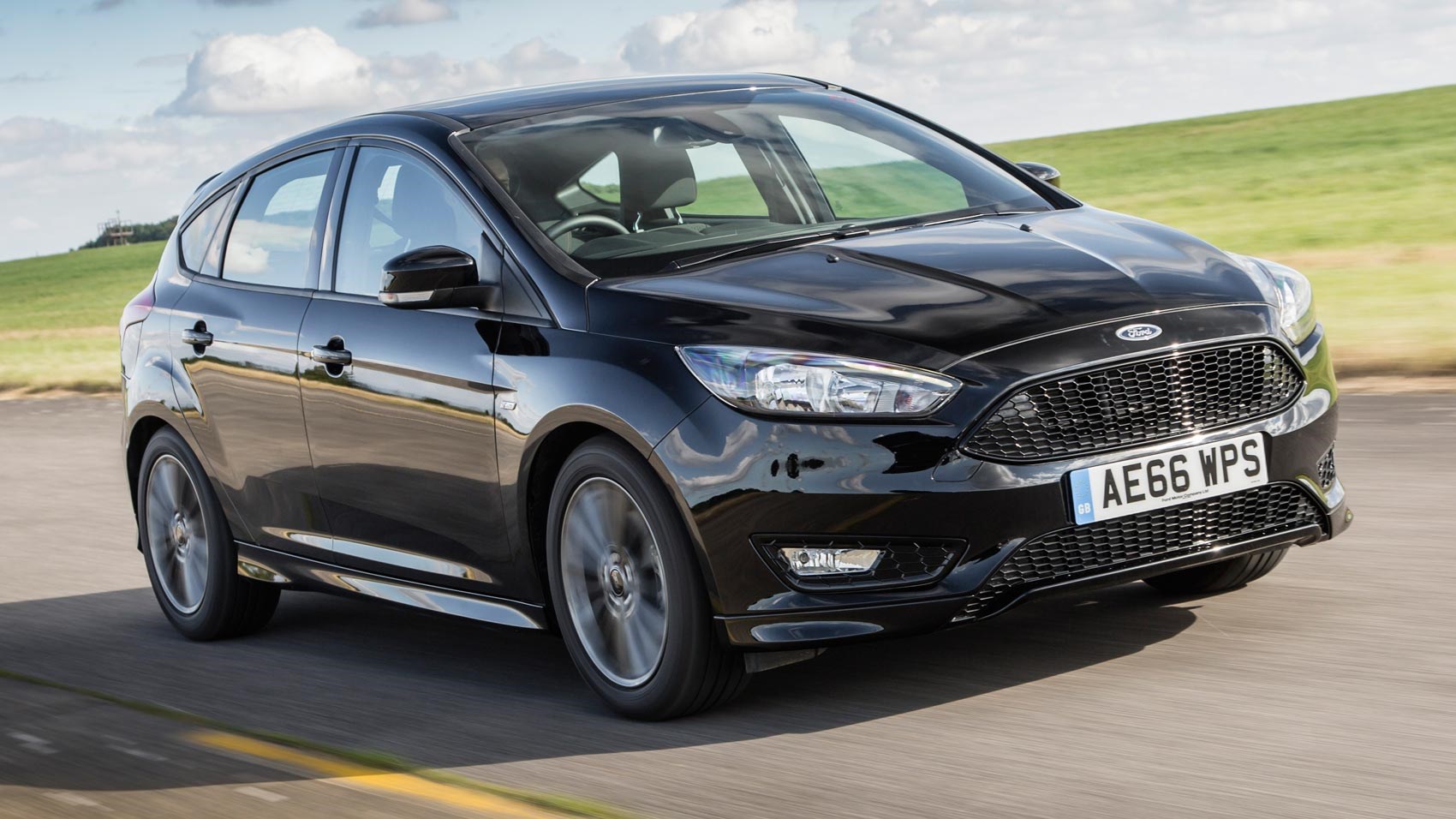 Ford Focus St Line 1 5t Ecoboost 150 16 Review Car Magazine