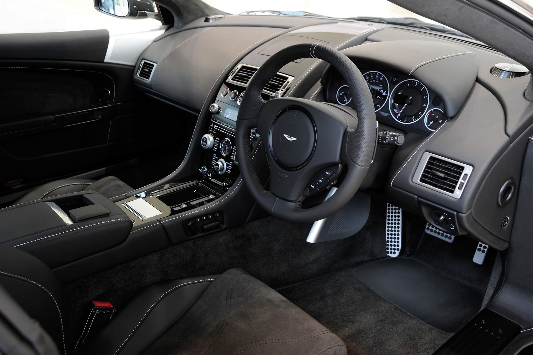 aston martin dbs | car magazine