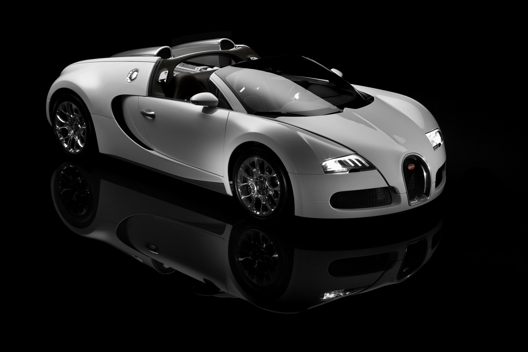 Bugatti Veyron Car Magazine