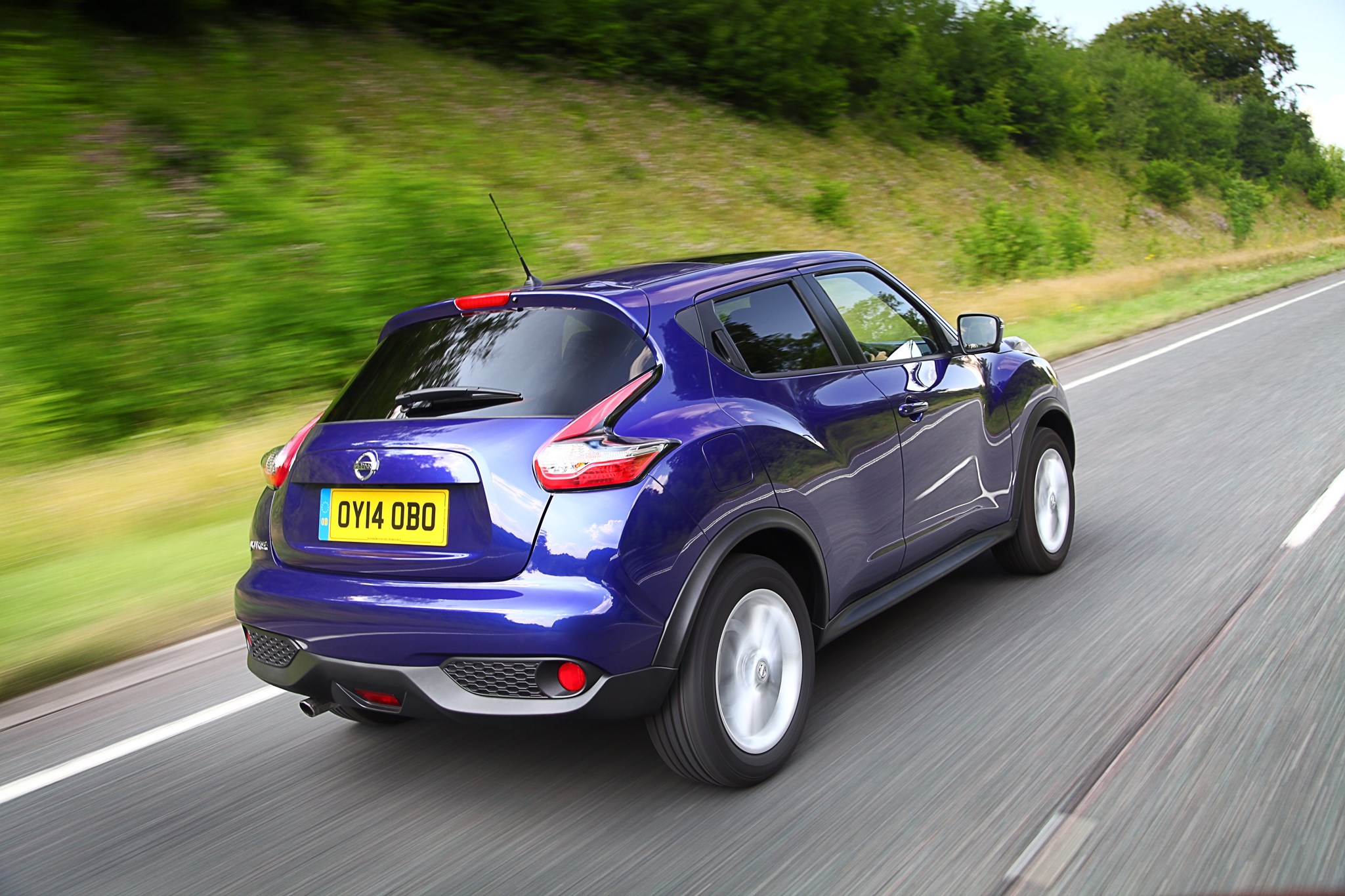 Nissan Juke Car Magazine