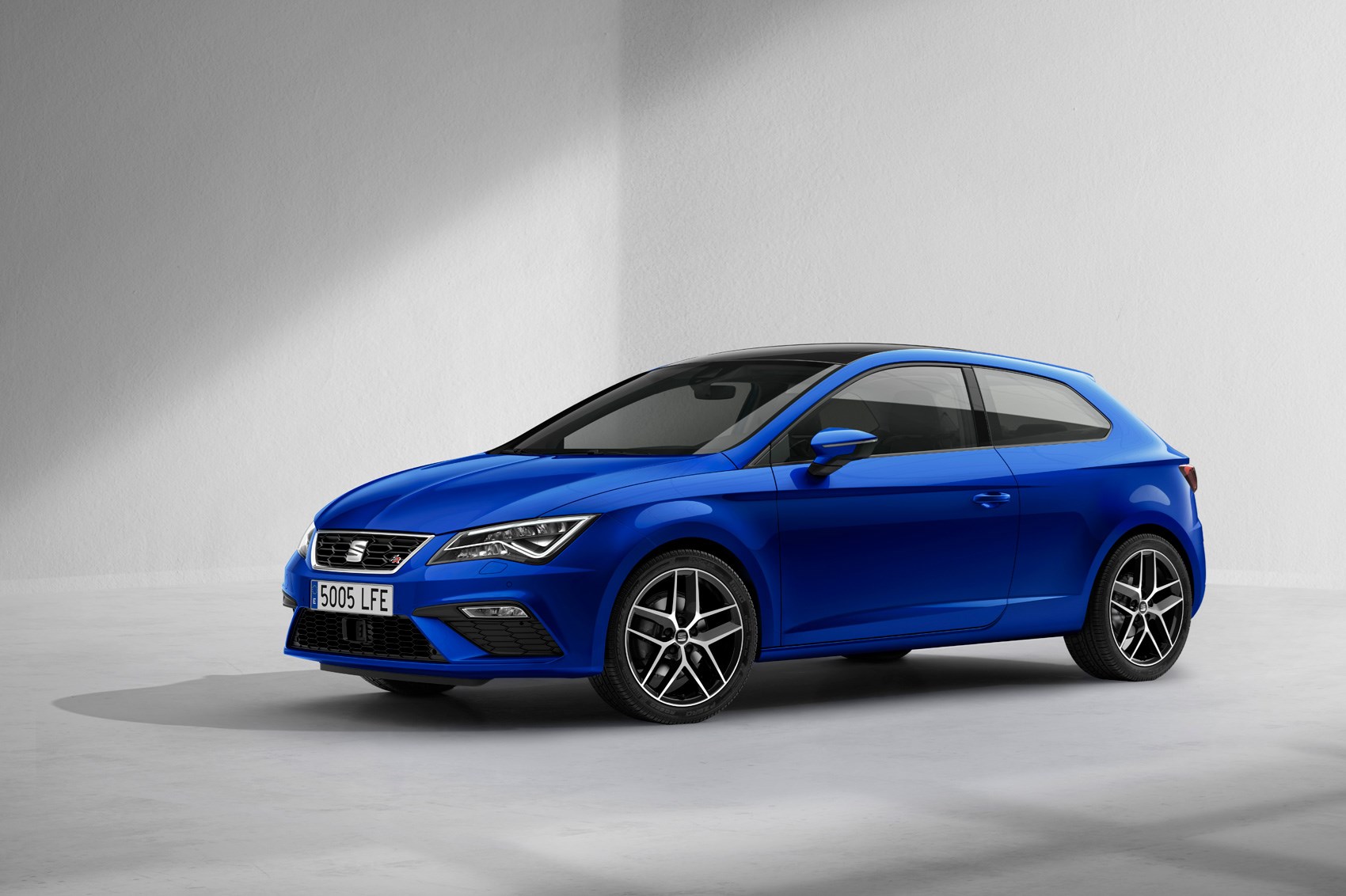 Revamped 2017 Seat Leon Gets New Tech And A Subtle Facelift