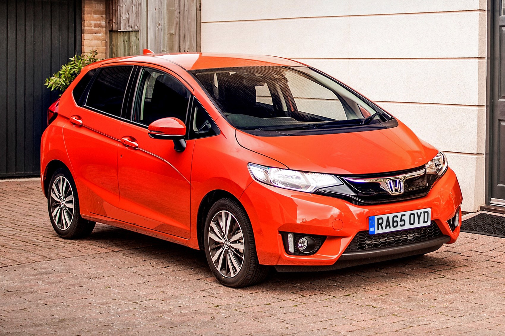 Honda Jazz EX Navi (2016) review CAR Magazine