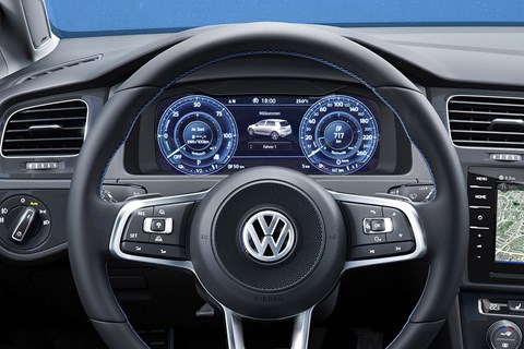 Facelifted 2017 Volkswagen Golf Mk7