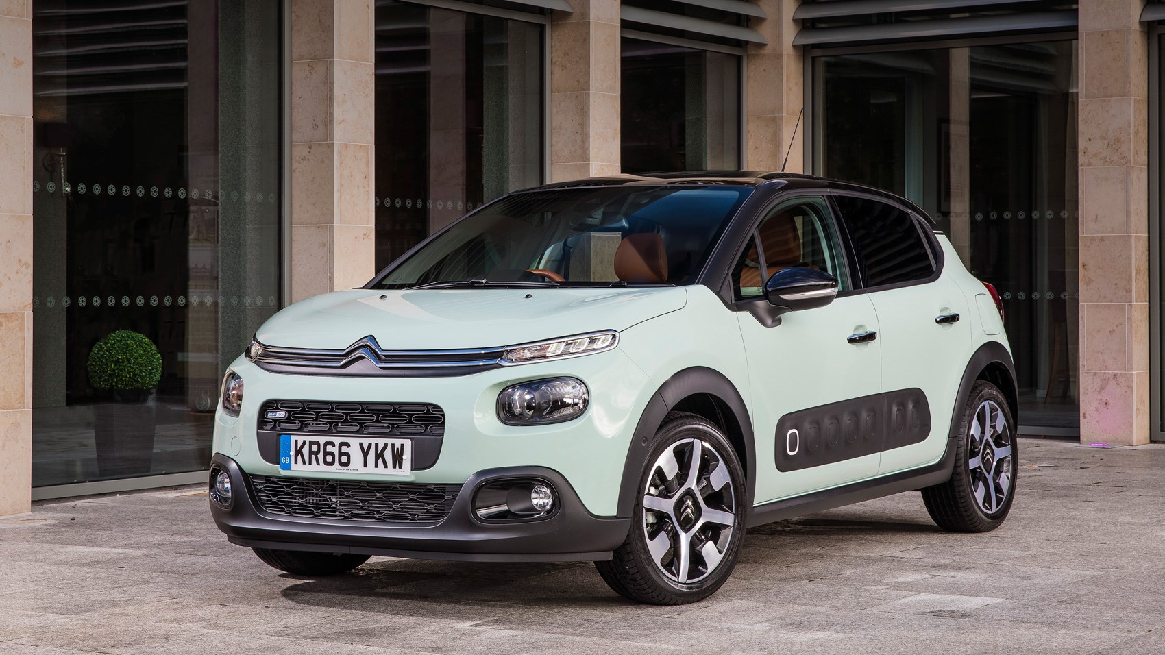 Citroen C3 Bluehdi 100 S S Flair 17 Review Car Magazine