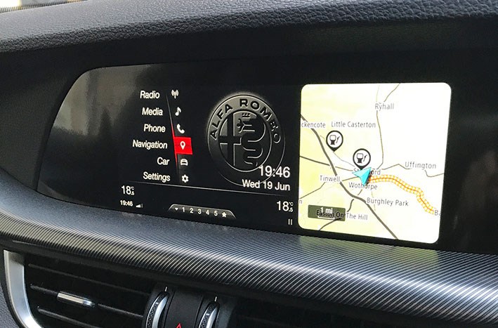 A rather aged multimedia screen on the Alfa Stelvio A rather aged multimedia screen on the Alfa Stelvio