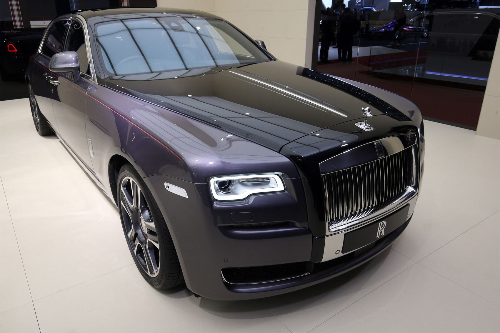 More diamonds sir Rolls  Royce  displays ultimate bespoke 