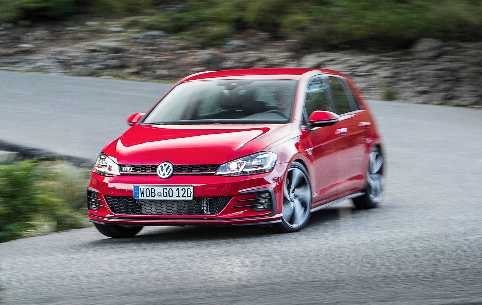 Vw Golf Gti 17 Mk7 Facelift Review Car Magazine