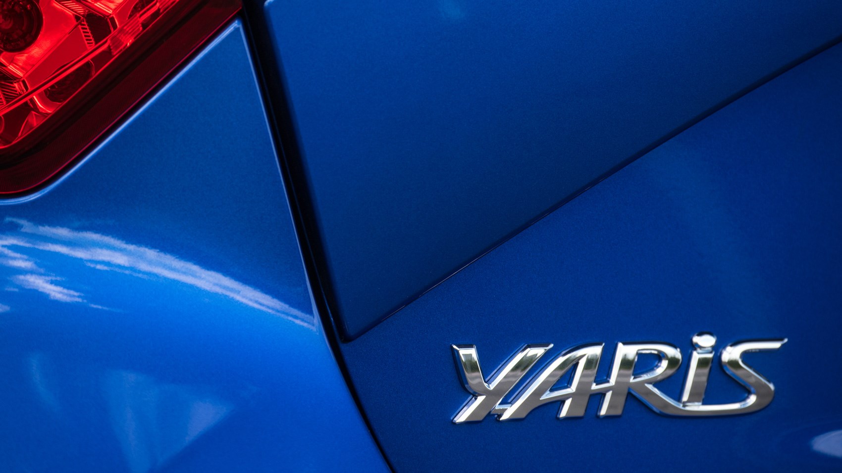 Toyota Yaris UK badge