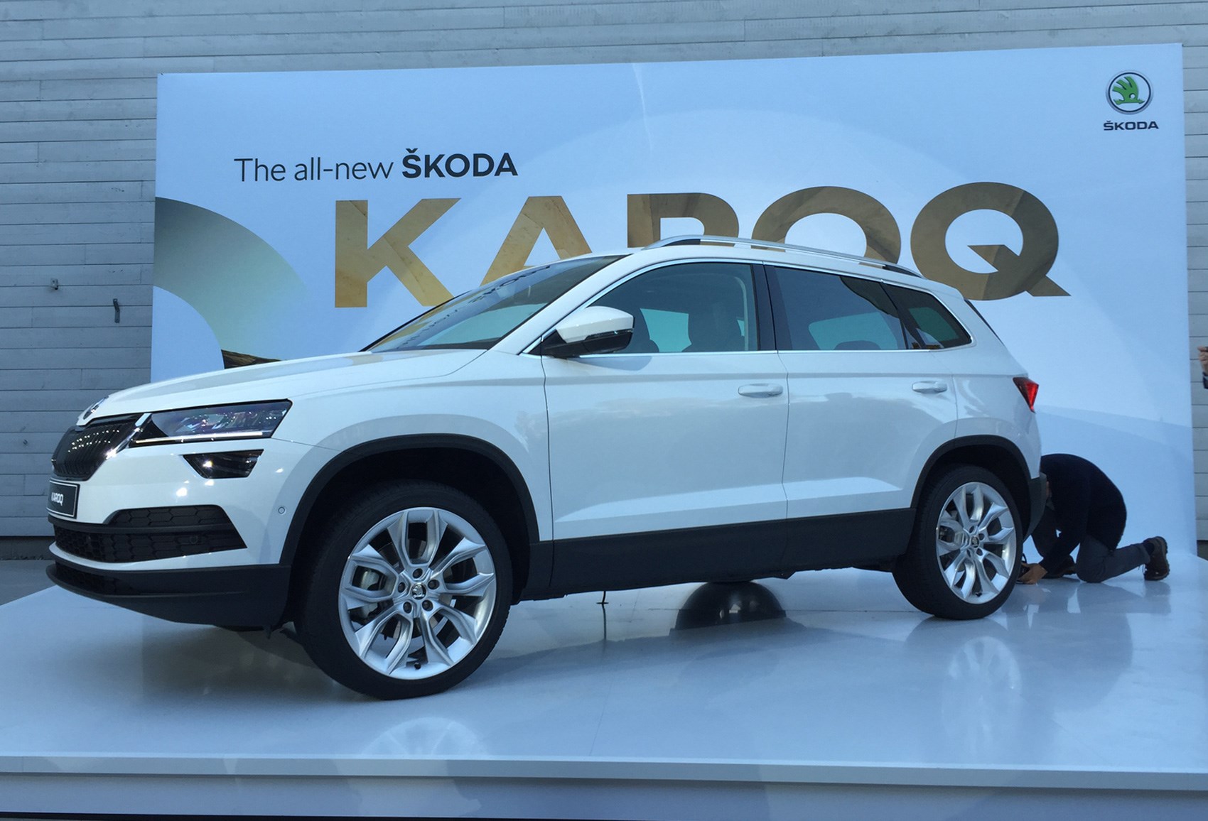 It's the Skoda Karoq SUV! New Yeti replacement revealed in