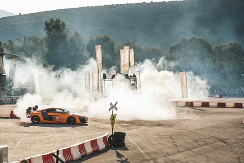 Audi R8 drifting