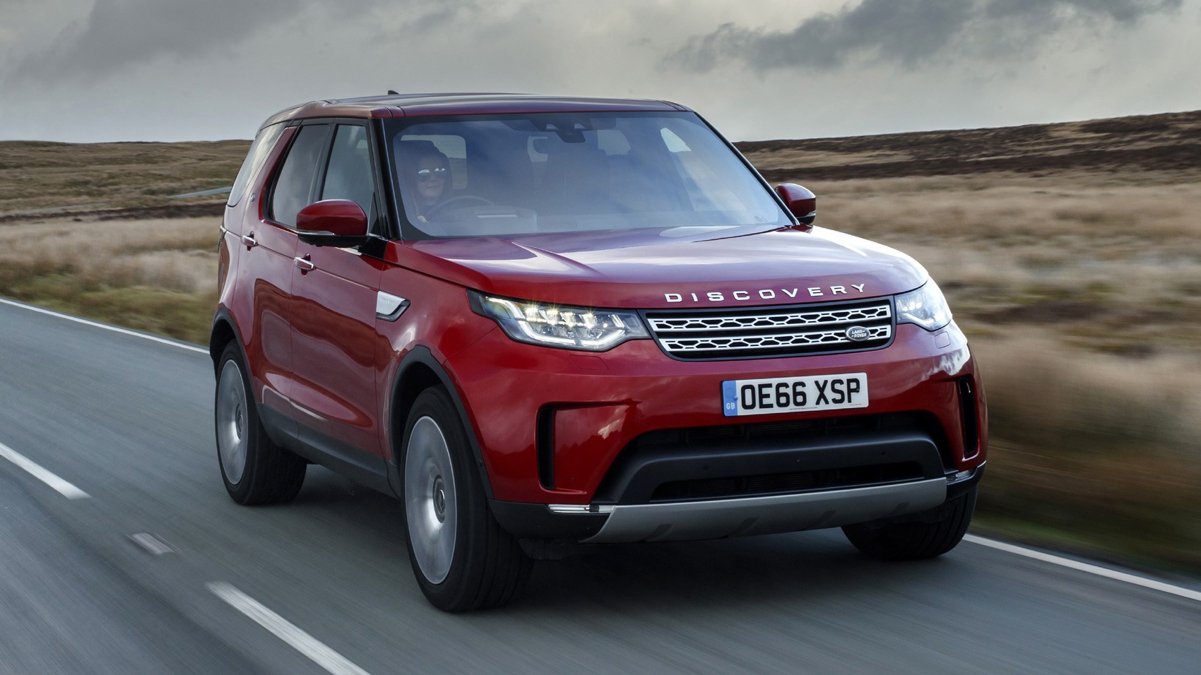 Ело дискавери. Land Rover Discovery sd4. Land Rover Discovery 4 2017. Дискавери 4 2017.
