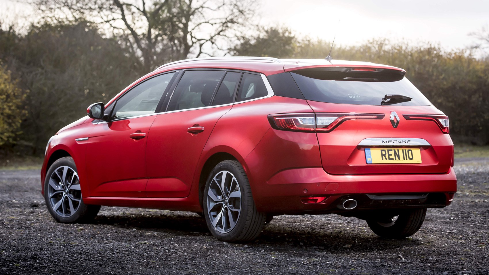 Renault Megane Sport Tourer Estate 17 Review Car Magazine