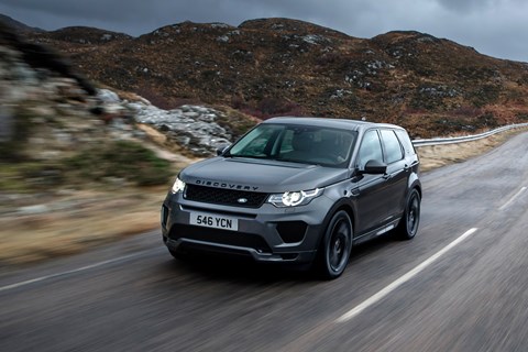 Land Rover Discovery Sport Si4 290 front tracking