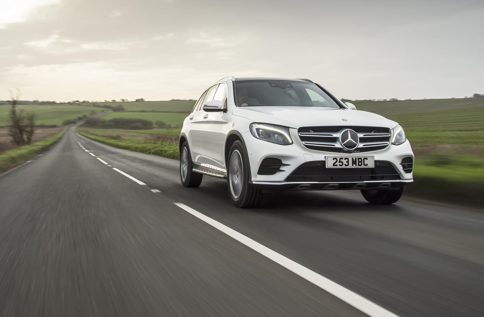 Mercedes Glc 350d 4 Matic Amg Line 2017 Review Car Magazine