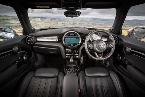 Mini JCW interior