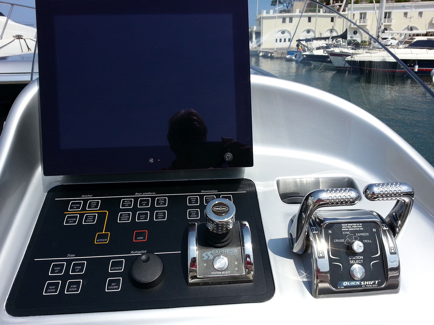 The Mercedes yacht controls The Mercedes yacht controls